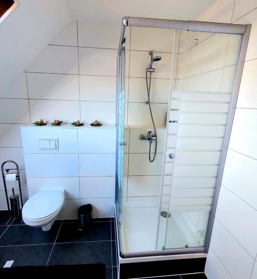 Moderne Wohnung In Ruhiger Lage Krefeld Exteriör bild